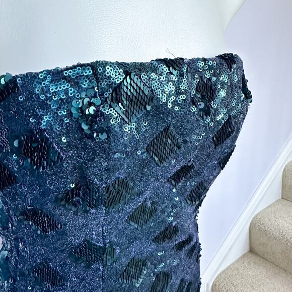 Zara Deep Emerald Green Strapless Sequins Top Shirt Size Small - Picture 4 of 8